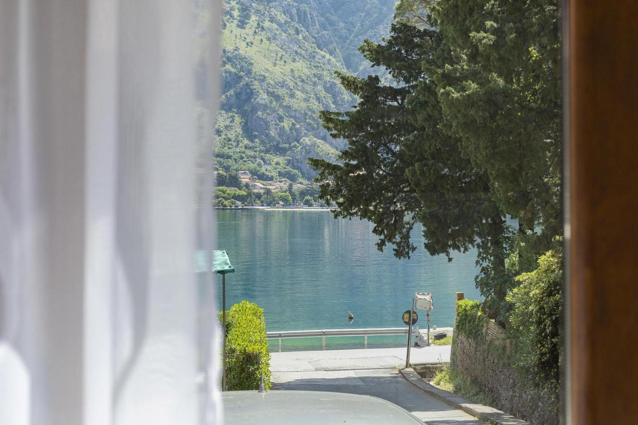 Muo Sea Front Apartments Kotor Bagian luar foto