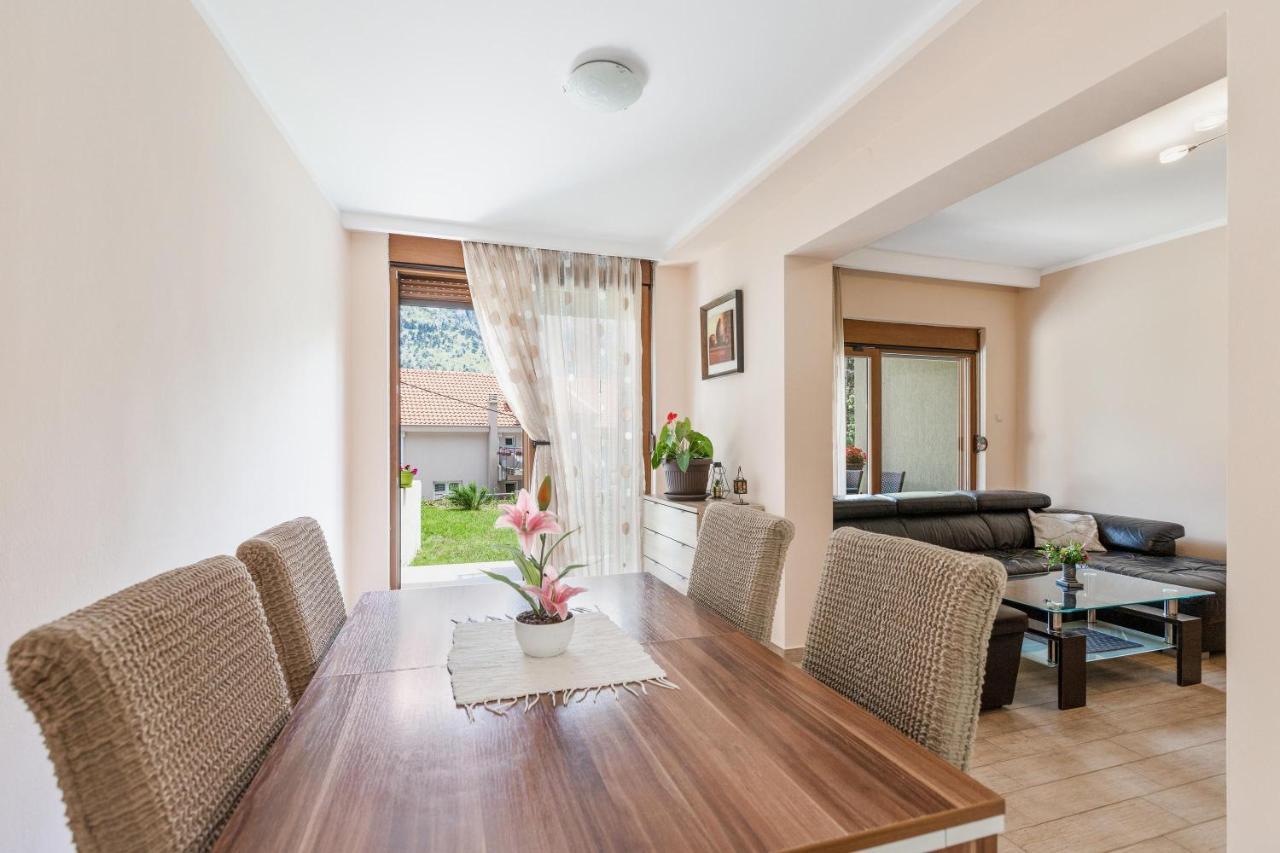 Muo Sea Front Apartments Kotor Bagian luar foto