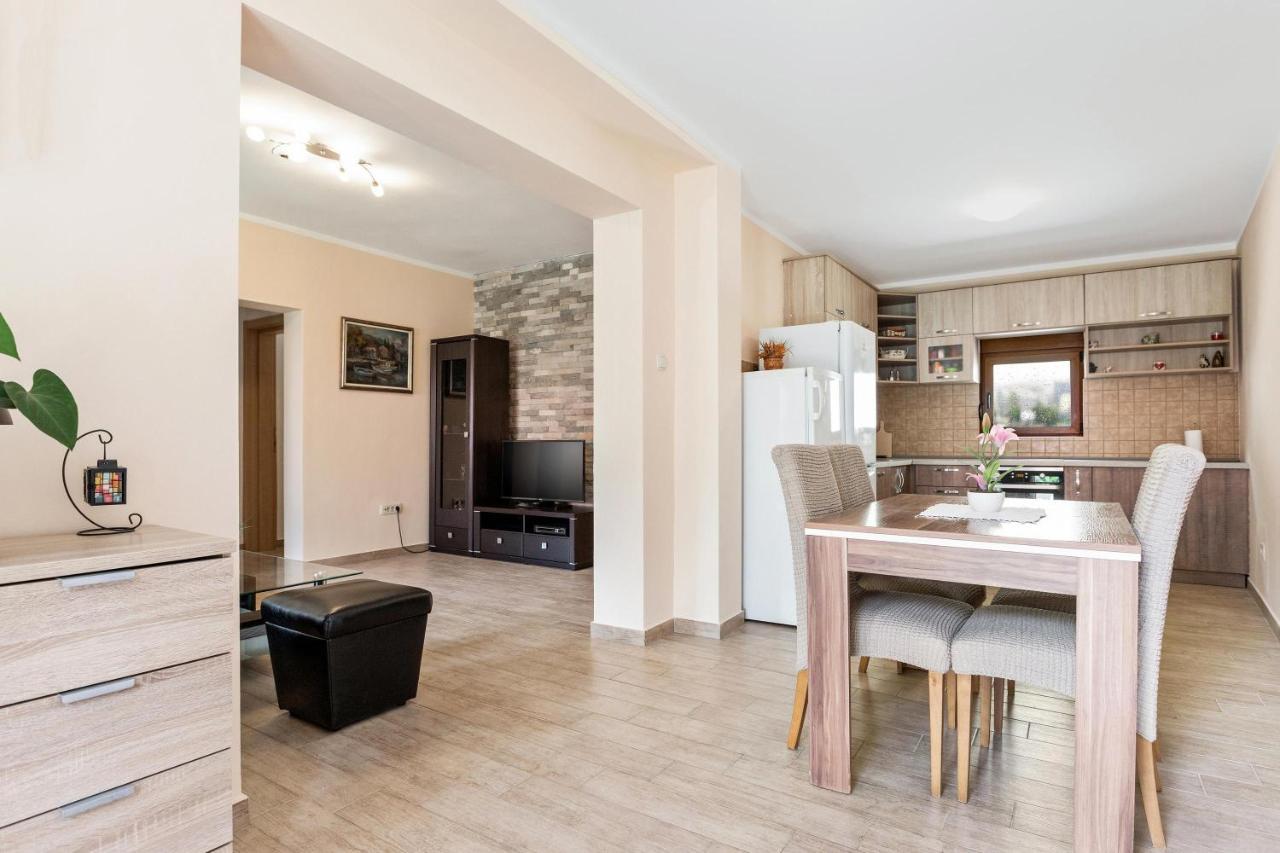 Muo Sea Front Apartments Kotor Bagian luar foto
